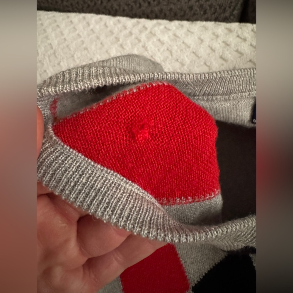 Burberry Golf Long Sleeve V-Neck Argyle Sweater Grey Red Black Merino Wool Small - Picture 14 of 16